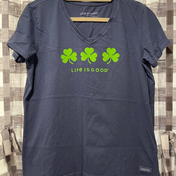 Life Is Good Tops - Life Is Good Charcoal Tee with Inspirational Patch